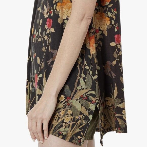 Johnny Was XL Graceful Drape Short Sleeves Floral Bird Black Tunic Top Shirt - Picture 3 of 12
